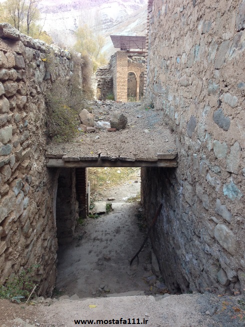 ساختمان های جانبی کاخ ناصرالدین شاهی شهرستانک